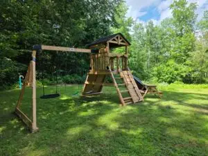 Play Set Assembly in Northfield